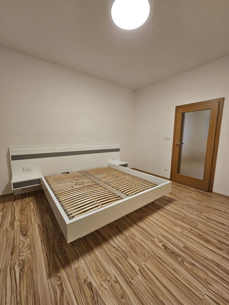 Pronájem bytu 3+kk 86 m², Legionářská, Kuřim, Jihomoravský kraj Pronájem bytu 3+kk 86 m², Legionářská, Kuřim, Jihomoravský kraj