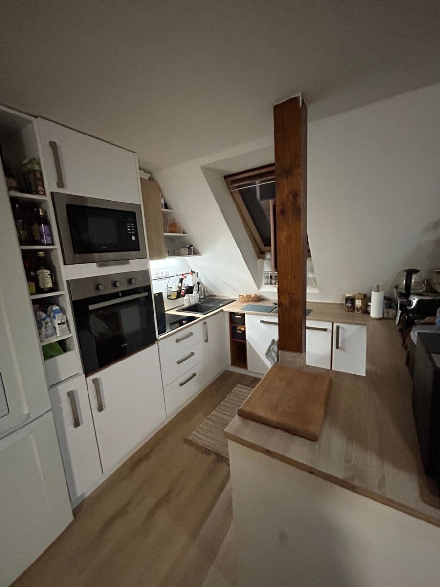Prodej bytu 5+kk 104 m², kpt. Jaroše, Kladno, Středočeský kraj Prodej bytu 5+kk 104 m², kpt. Jaroše, Kladno, Středočeský kraj