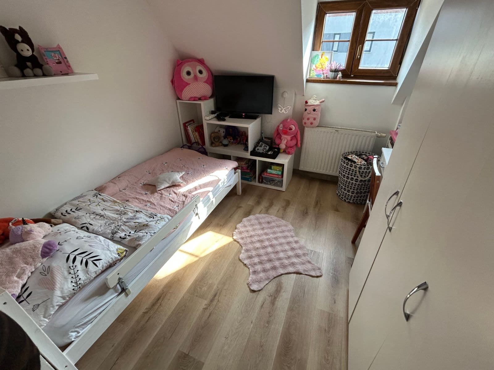 Prodej bytu 5+kk 104 m², kpt. Jaroše, Kladno, Středočeský kraj Prodej bytu 5+kk 104 m², kpt. Jaroše, Kladno, Středočeský kraj