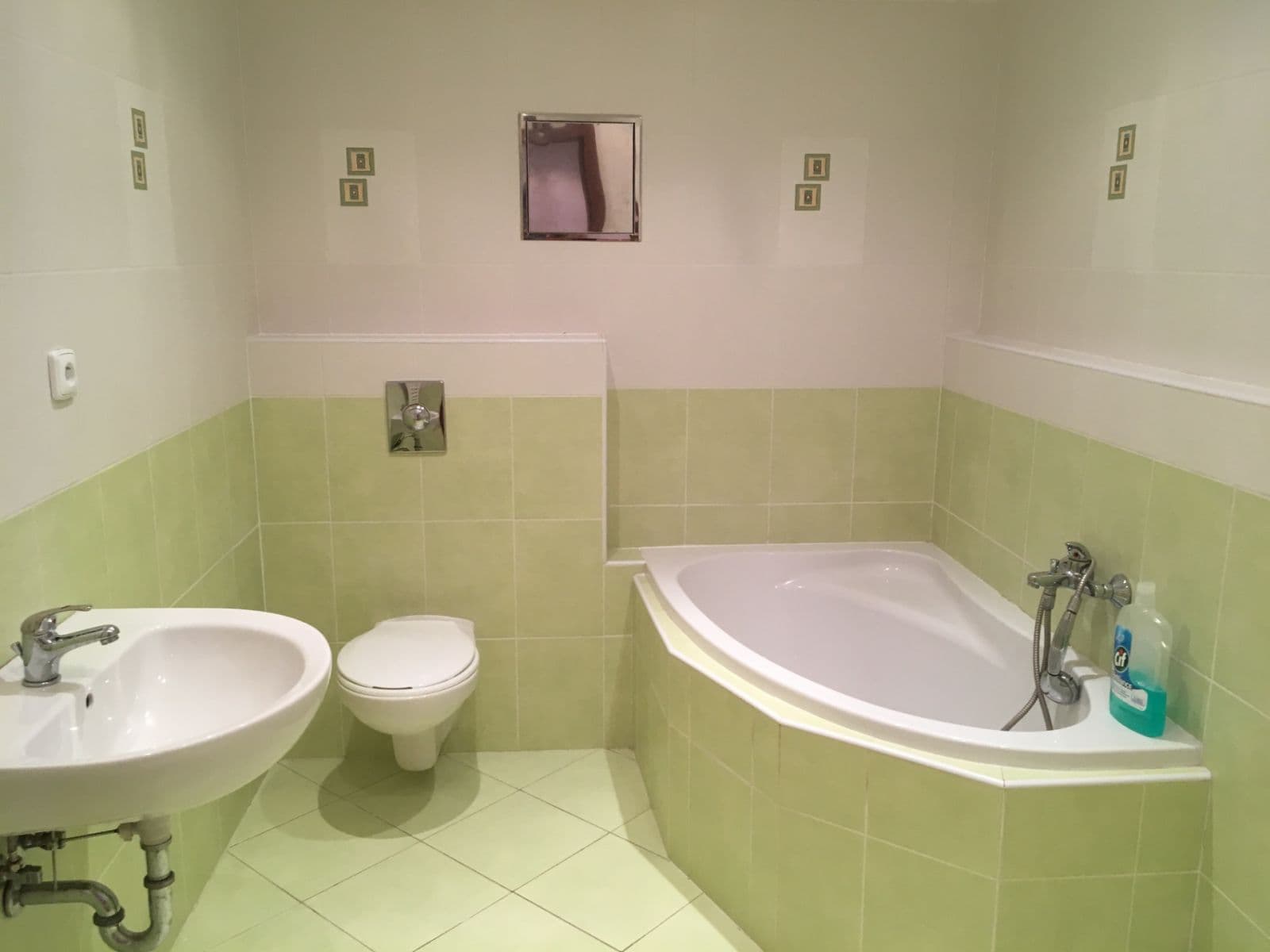 Pronájem bytu 2+kk 46 m², Zubrnická, Praha, Praha Pronájem bytu 2+kk 46 m², Zubrnická, Praha, Praha