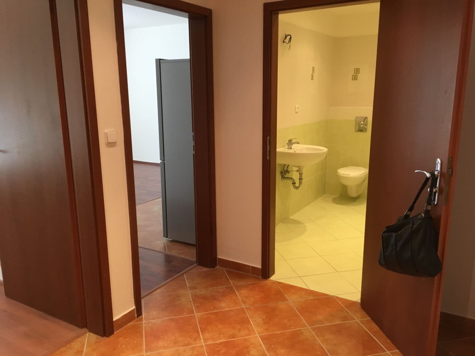 Pronájem bytu 2+kk 46 m², Zubrnická, Praha, Praha Pronájem bytu 2+kk 46 m², Zubrnická, Praha, Praha