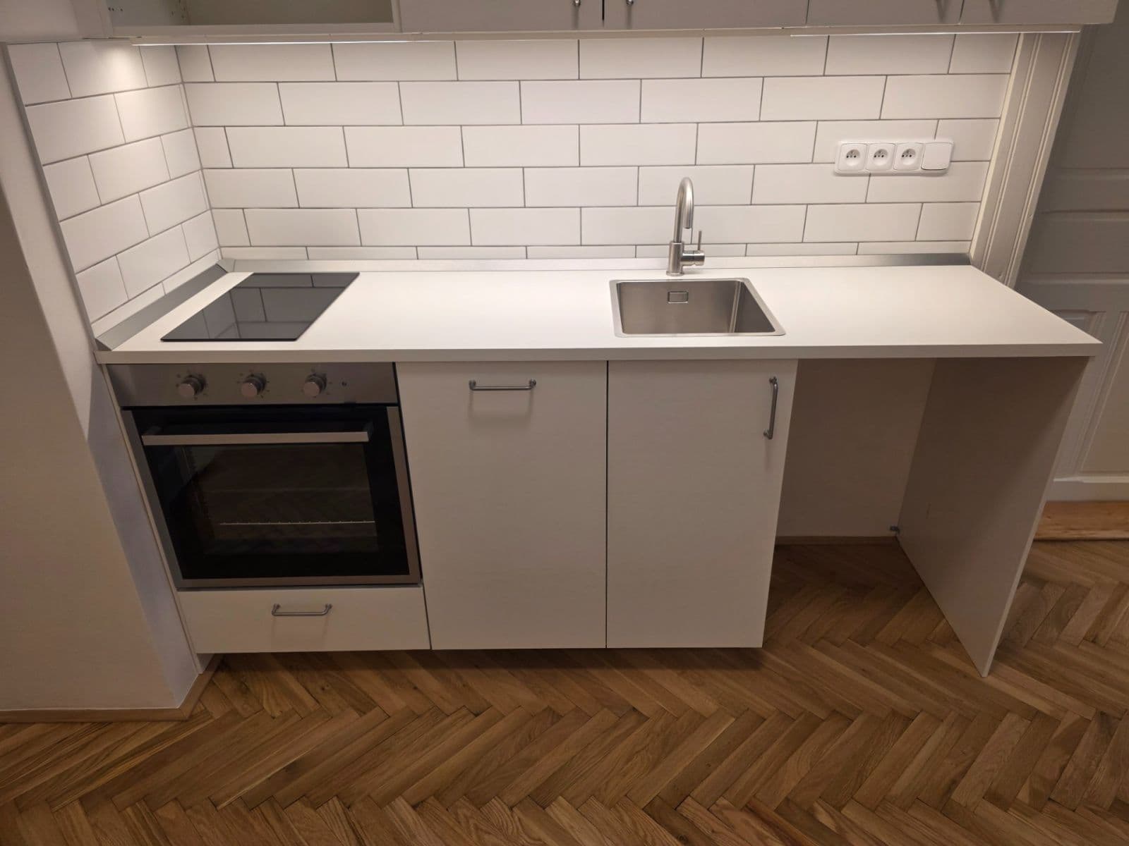 Pronájem bytu 2+kk 39 m², Jagellonská, Praha, Praha Pronájem bytu 2+kk 39 m², Jagellonská, Praha, Praha