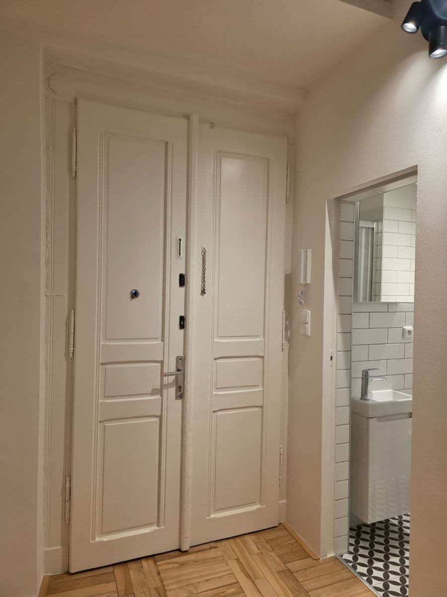 Pronájem bytu 2+kk 39 m², Jagellonská, Praha, Praha Pronájem bytu 2+kk 39 m², Jagellonská, Praha, Praha