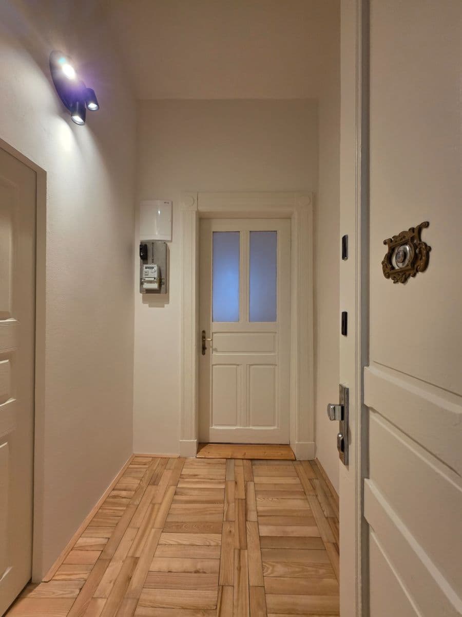 Pronájem bytu 2+kk 39 m², Jagellonská, Praha, Praha Pronájem bytu 2+kk 39 m², Jagellonská, Praha, Praha