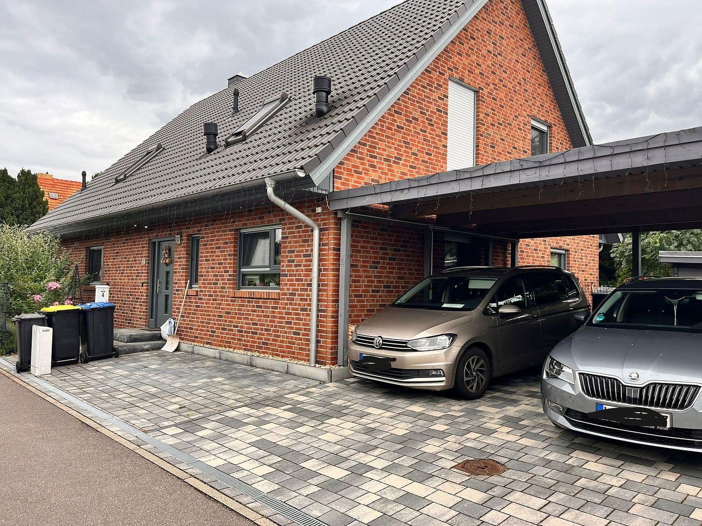 Prodej domu 211 m², pozemek 499 m², Markranstädt, Sasko Prodej domu 211 m², pozemek 499 m², Markranstädt, Sasko