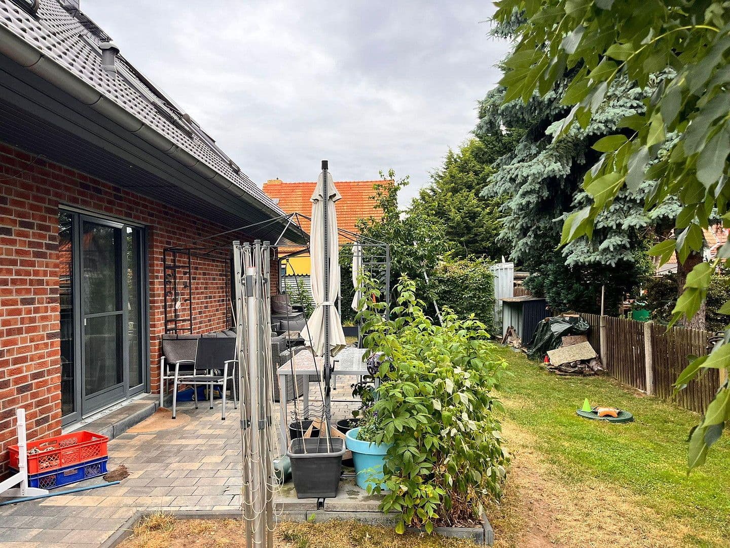 Prodej domu 211 m², pozemek 499 m², Markranstädt, Sasko Prodej domu 211 m², pozemek 499 m², Markranstädt, Sasko