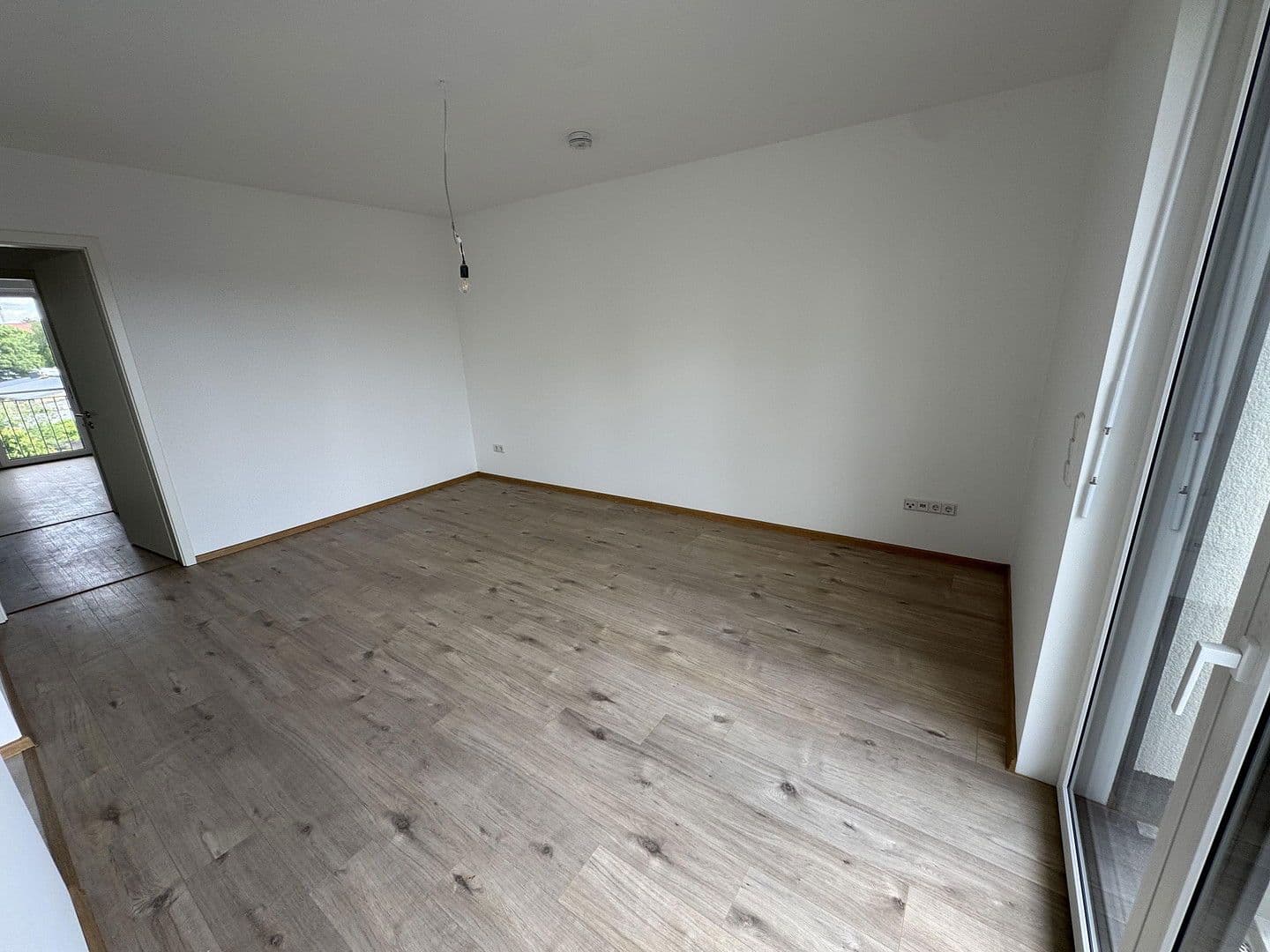 Pronájem bytu 2+1 47 m², Luisenstraße 14a, Oranienburg, Braniborsko Pronájem bytu 2+1 47 m², Luisenstraße 14a, Oranienburg, Braniborsko