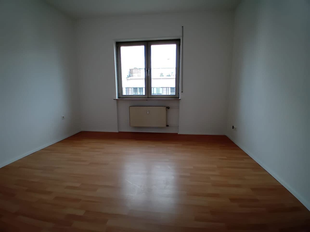 Pronájem bytu 2+1 61 m², Kaiser-Wilhelm-Strasse 19, Ludwigshafen, Porýní-Falc Pronájem bytu 2+1 61 m², Kaiser-Wilhelm-Strasse 19, Ludwigshafen, Porýní-Falc