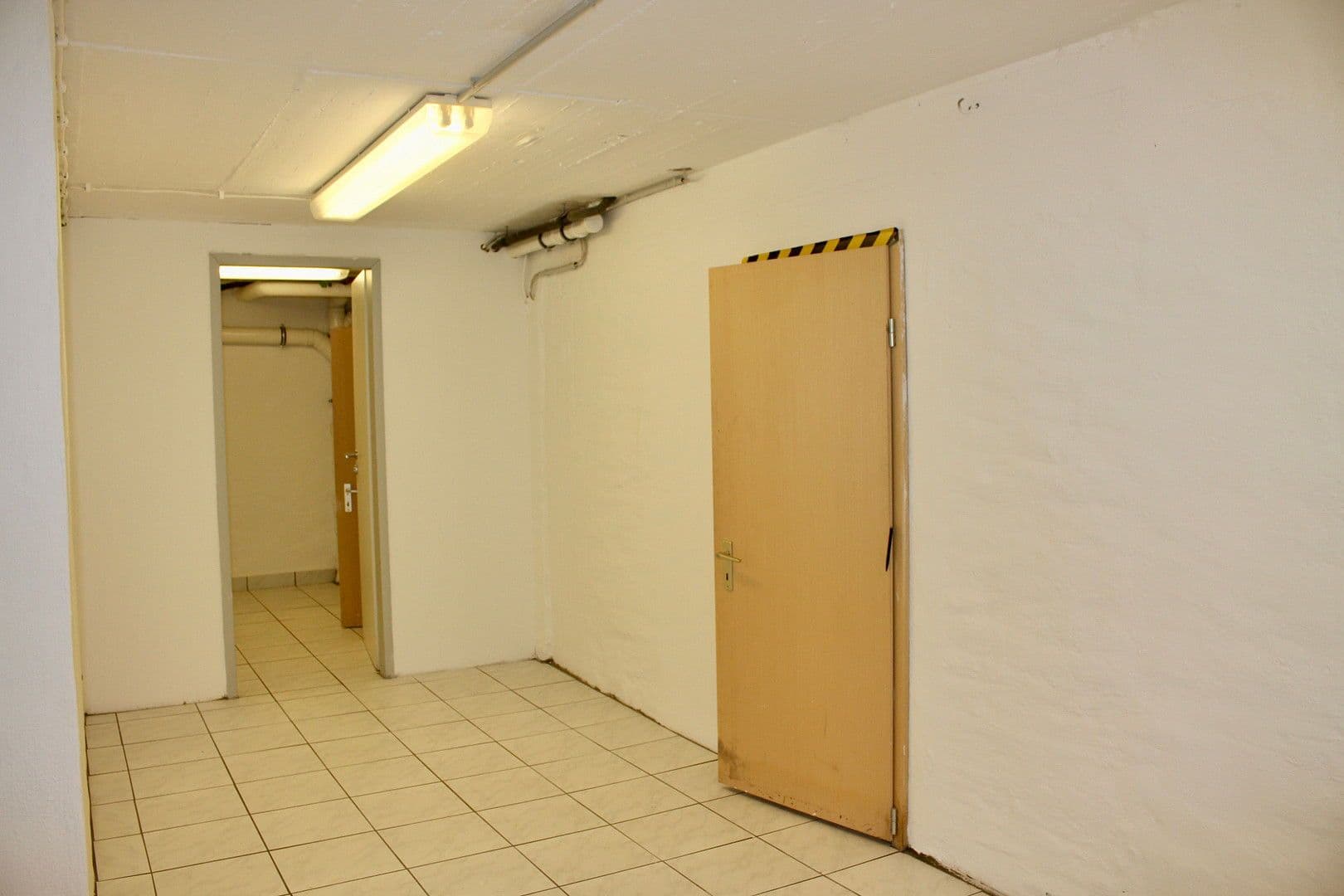 Pronájem kanceláře 239 m², Am Buchenbaum 21, Duisburg, Severní Porýní-Vestfálsko Pronájem kanceláře 239 m², Am Buchenbaum 21, Duisburg, Severní Porýní-Vestfálsko