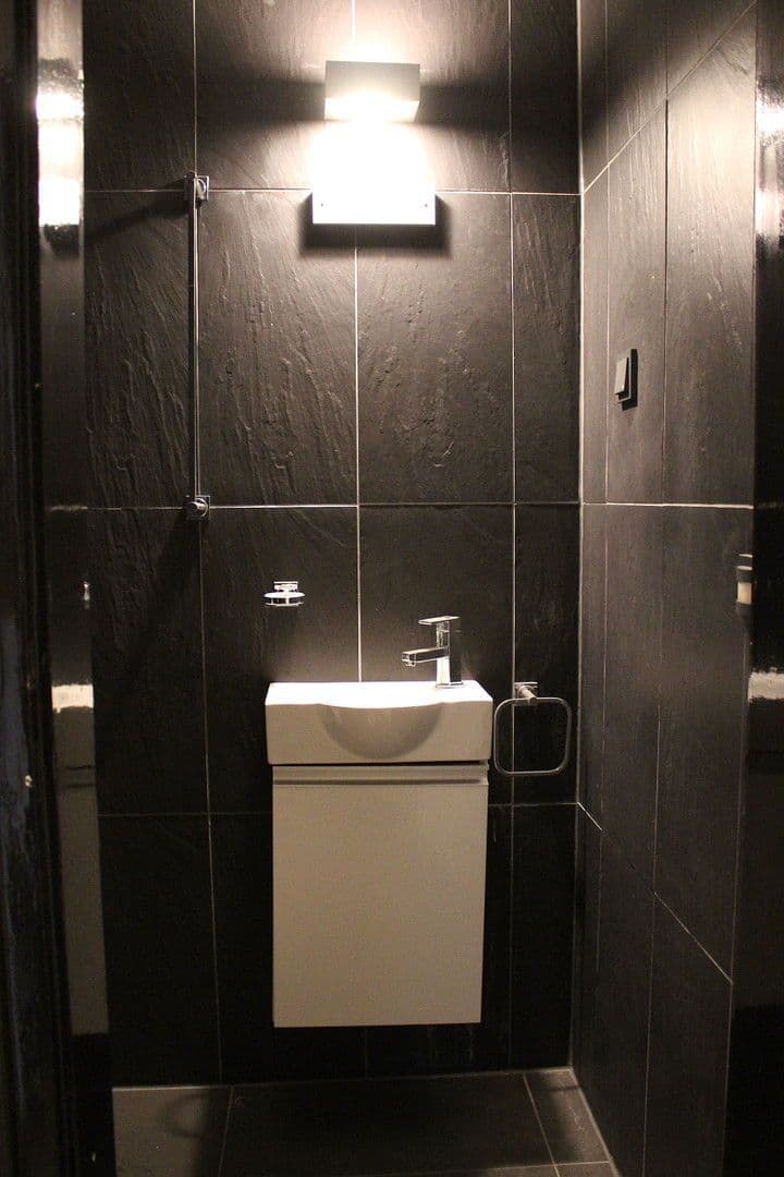 Pronájem kanceláře 239 m², Am Buchenbaum 21, Duisburg, Severní Porýní-Vestfálsko Pronájem kanceláře 239 m², Am Buchenbaum 21, Duisburg, Severní Porýní-Vestfálsko