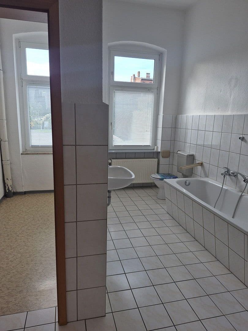 Pronájem bytu 2+1 65 m², Schönebeck (Elbe), Sasko-Anhaltsko Pronájem bytu 2+1 65 m², Schönebeck (Elbe), Sasko-Anhaltsko
