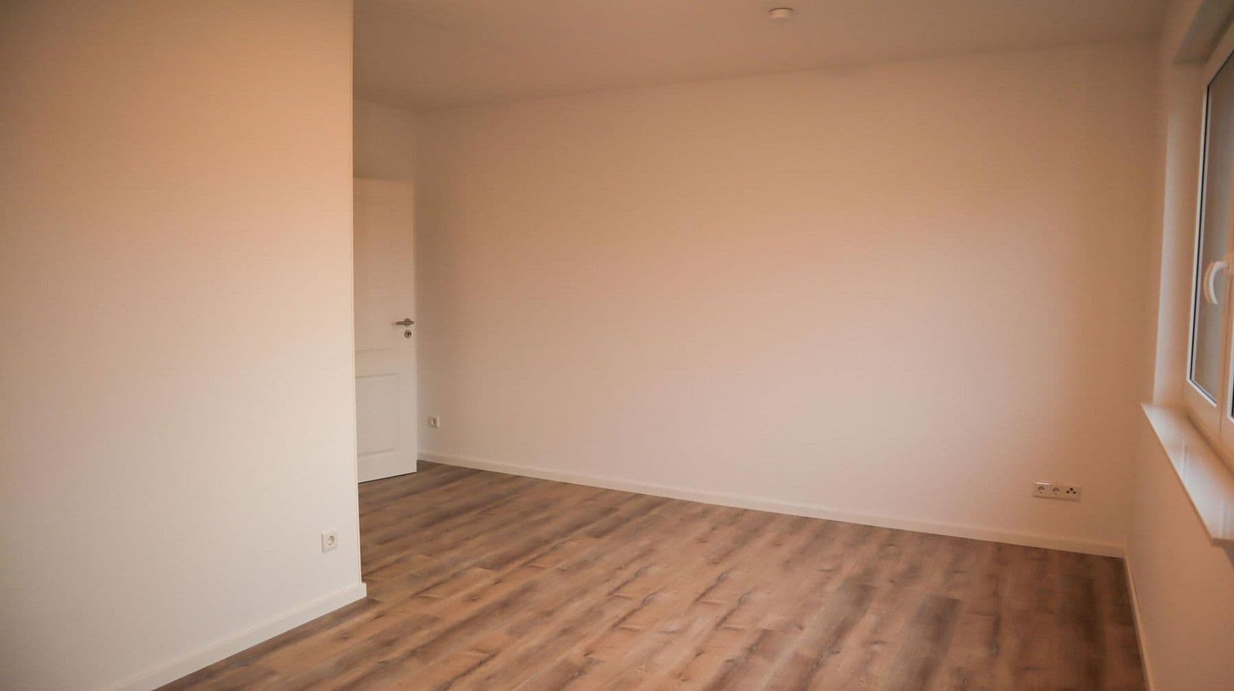 Prodej domu 140 m², pozemek 221 m², Bad Salzuflen, Severní Porýní-Vestfálsko Prodej domu 140 m², pozemek 221 m², Bad Salzuflen, Severní Porýní-Vestfálsko