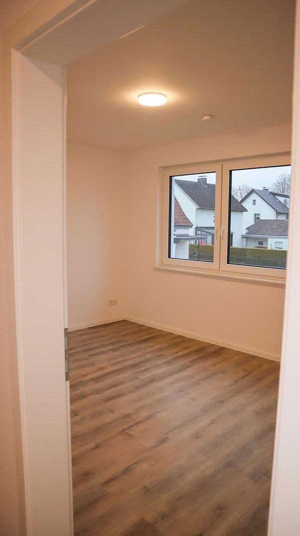 Prodej domu 140 m², pozemek 221 m², Bad Salzuflen, Severní Porýní-Vestfálsko Prodej domu 140 m², pozemek 221 m², Bad Salzuflen, Severní Porýní-Vestfálsko