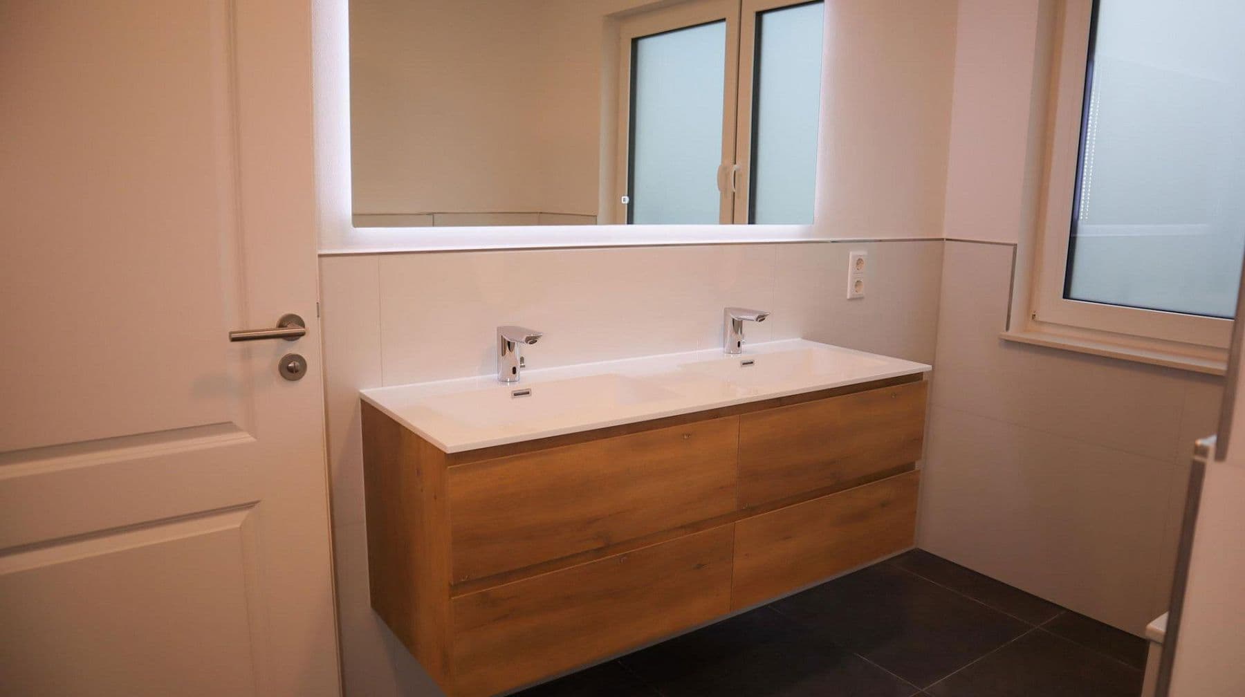 Prodej domu 140 m², pozemek 221 m², Bad Salzuflen, Severní Porýní-Vestfálsko Prodej domu 140 m², pozemek 221 m², Bad Salzuflen, Severní Porýní-Vestfálsko