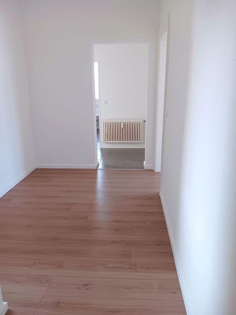Pronájem bytu 3+1 83 m², Klingerstraße 13, Frankfurt am Main, Hessen Pronájem bytu 3+1 83 m², Klingerstraße 13, Frankfurt am Main, Hessen