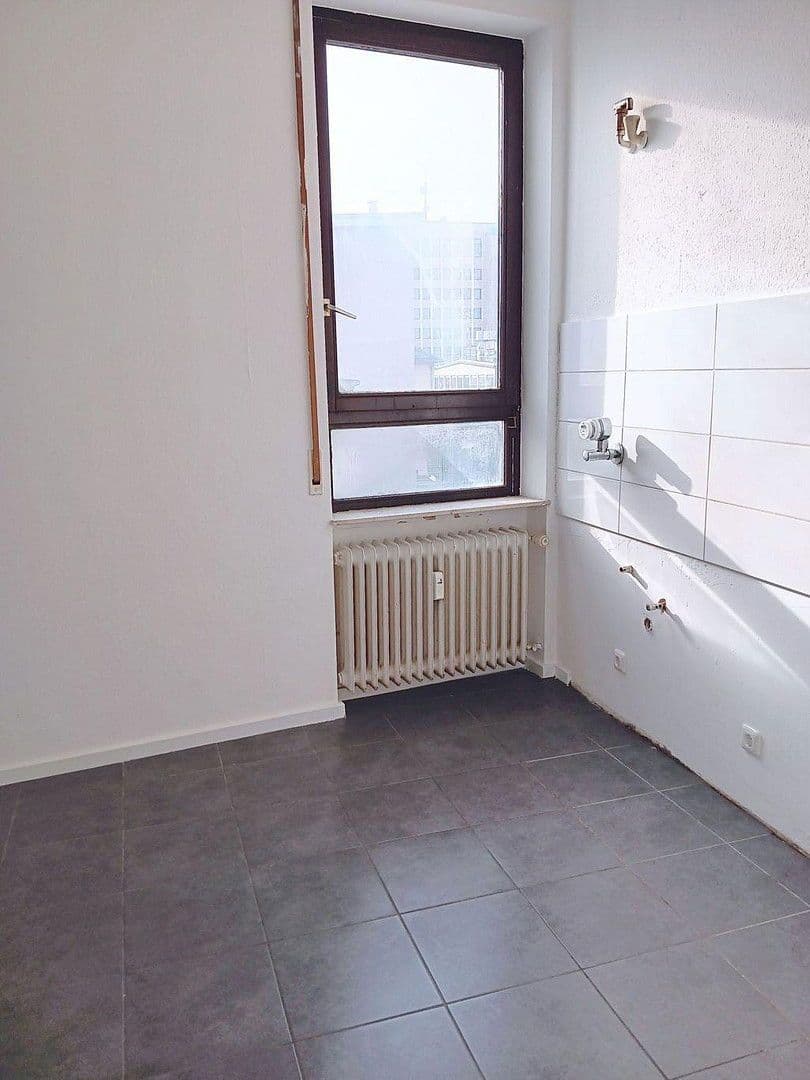 Pronájem bytu 3+1 83 m², Klingerstraße 13, Frankfurt am Main, Hessen Pronájem bytu 3+1 83 m², Klingerstraße 13, Frankfurt am Main, Hessen