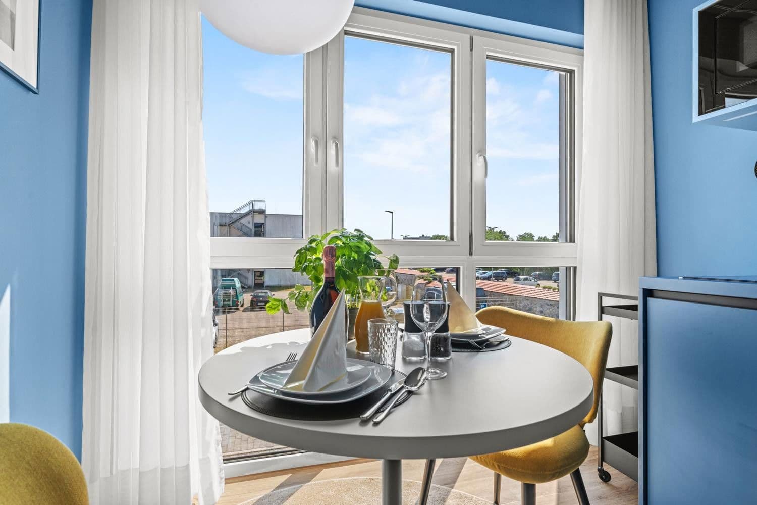 Pronájem bytu 1+1 32 m², Aistegstr. 42, Friedrichshafen, Bádensko-Württembersko Pronájem bytu 1+1 32 m², Aistegstr. 42, Friedrichshafen, Bádensko-Württembersko