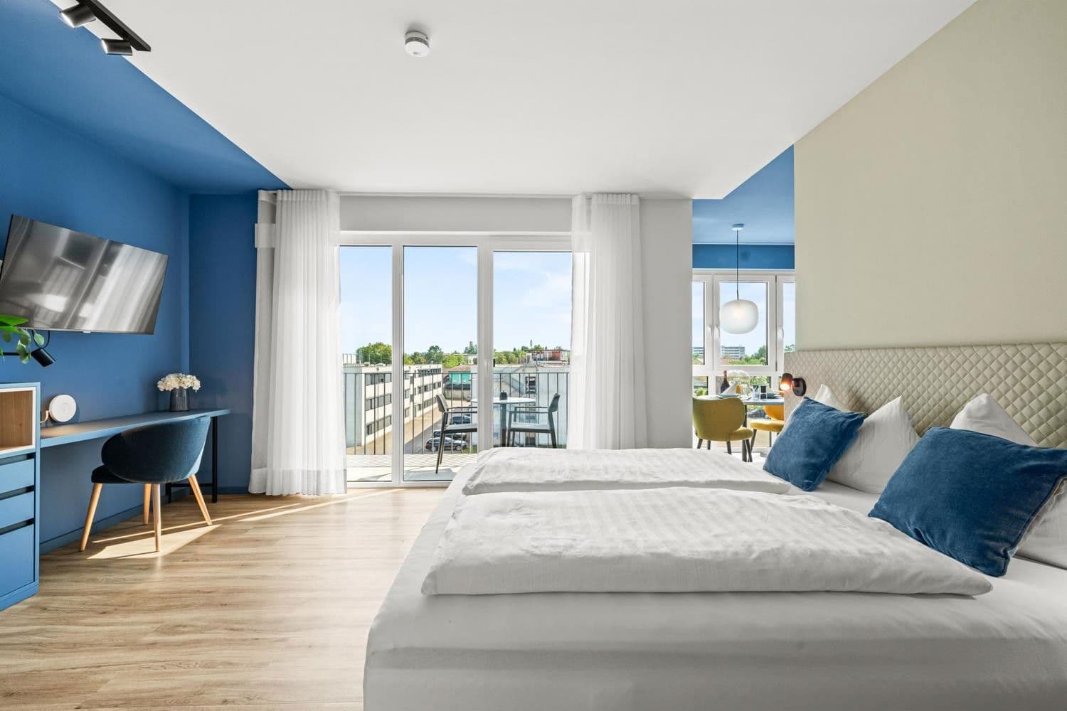 Pronájem bytu 1+1 32 m², Aistegstr. 42, Friedrichshafen, Bádensko-Württembersko Pronájem bytu 1+1 32 m², Aistegstr. 42, Friedrichshafen, Bádensko-Württembersko