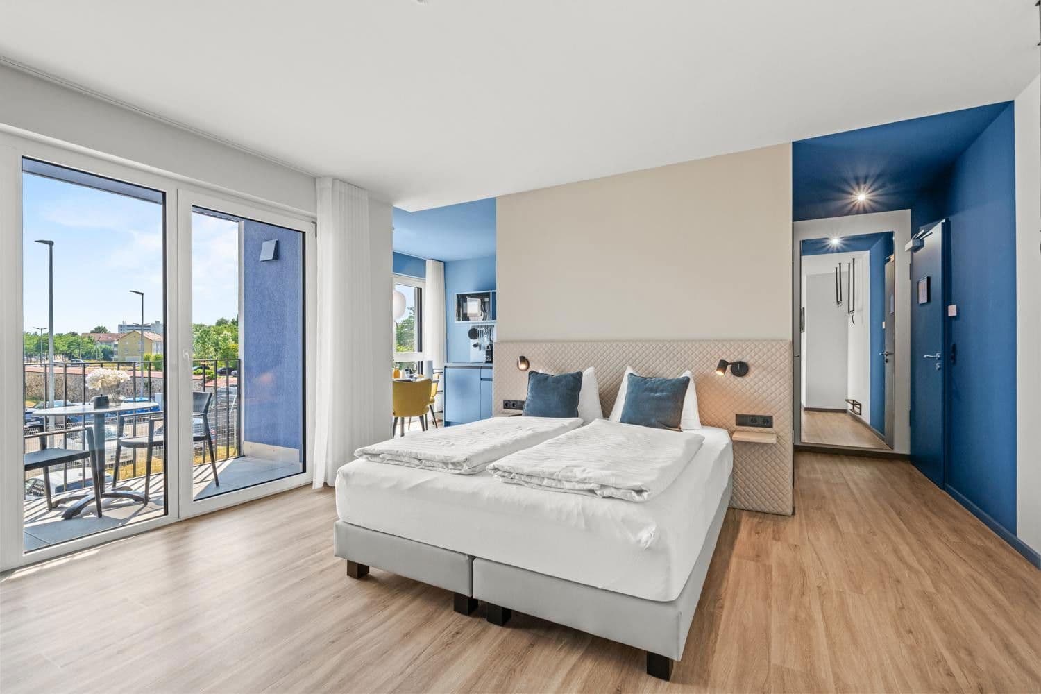 Pronájem bytu 1+1 32 m², Aistegstr. 42, Friedrichshafen, Bádensko-Württembersko Pronájem bytu 1+1 32 m², Aistegstr. 42, Friedrichshafen, Bádensko-Württembersko