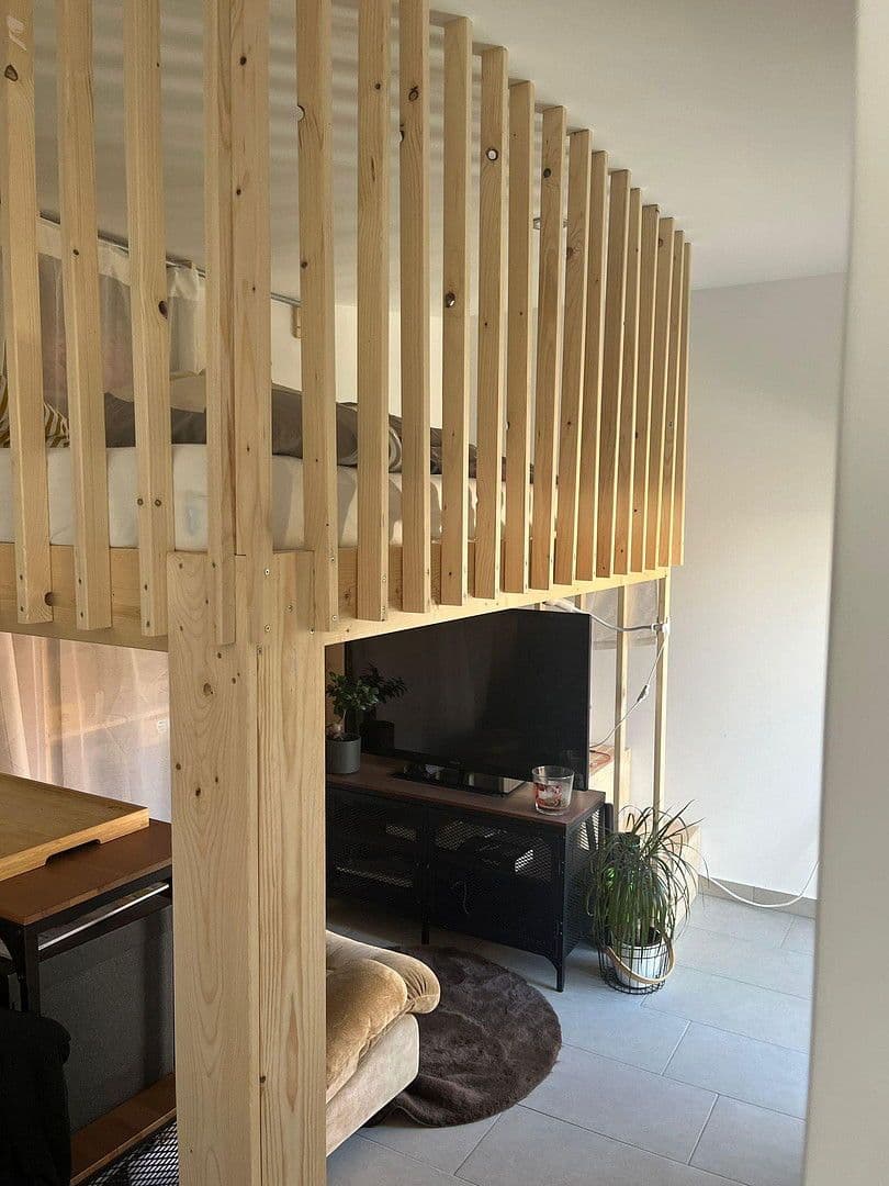 Pronájem bytu 2+1 28 m², Stuttgarter Str.18, Stuttgart, Bádensko-Württembersko Pronájem bytu 2+1 28 m², Stuttgarter Str.18, Stuttgart, Bádensko-Württembersko