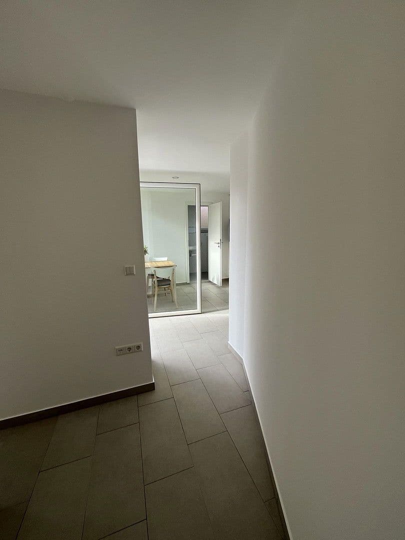 Pronájem bytu 2+1 28 m², Stuttgarter Str.18, Stuttgart, Bádensko-Württembersko Pronájem bytu 2+1 28 m², Stuttgarter Str.18, Stuttgart, Bádensko-Württembersko