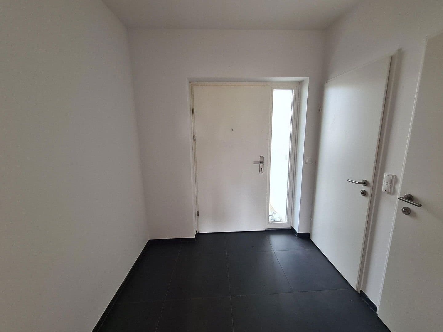 Pronájem bytu 2+1 48 m², Kornfelderweg 9, Graz, Štýrsko Pronájem bytu 2+1 48 m², Kornfelderweg 9, Graz, Štýrsko