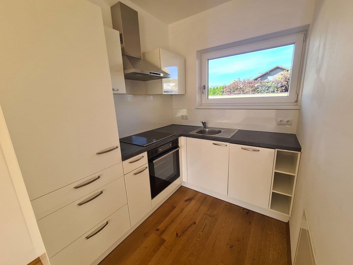 Pronájem bytu 2+1 48 m², Kornfelderweg 9, Graz, Štýrsko Pronájem bytu 2+1 48 m², Kornfelderweg 9, Graz, Štýrsko