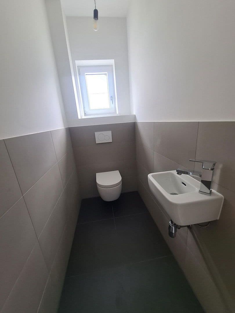 Pronájem bytu 2+1 48 m², Kornfelderweg 9, Graz, Štýrsko Pronájem bytu 2+1 48 m², Kornfelderweg 9, Graz, Štýrsko