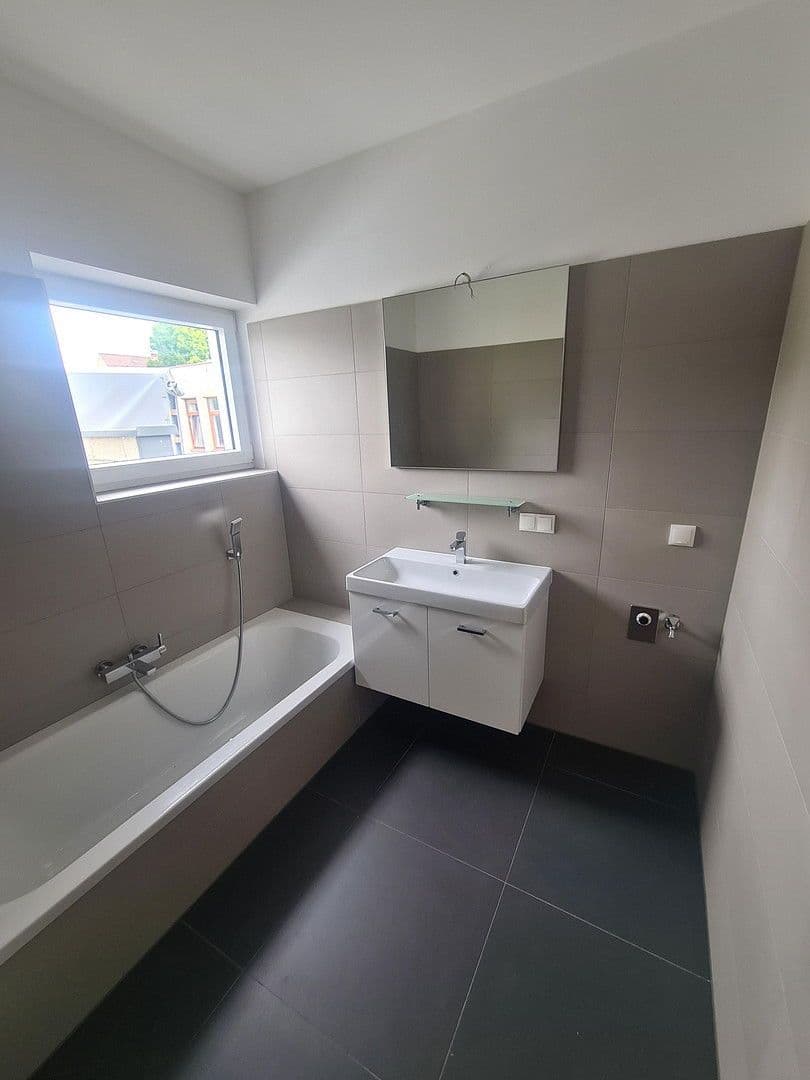 Pronájem bytu 2+1 48 m², Kornfelderweg 9, Graz, Štýrsko Pronájem bytu 2+1 48 m², Kornfelderweg 9, Graz, Štýrsko