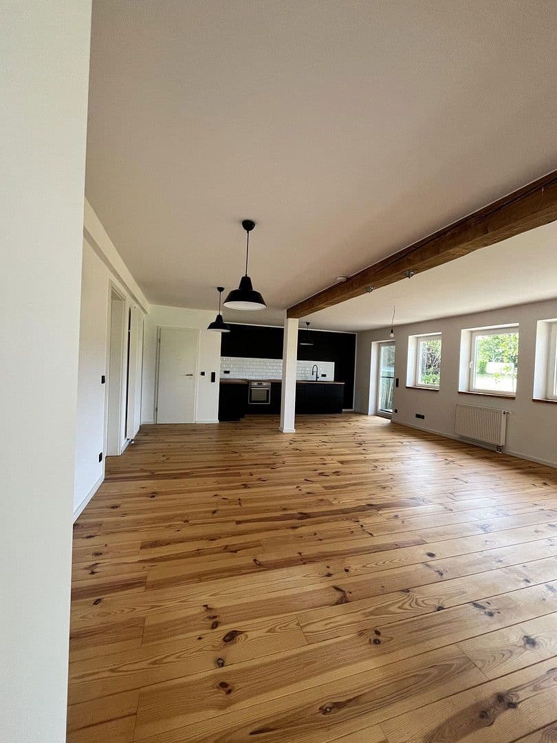 Pronájem bytu 3+1 118 m², Dorfstraße 23, Reppenstedt, Dolní Sasko Pronájem bytu 3+1 118 m², Dorfstraße 23, Reppenstedt, Dolní Sasko