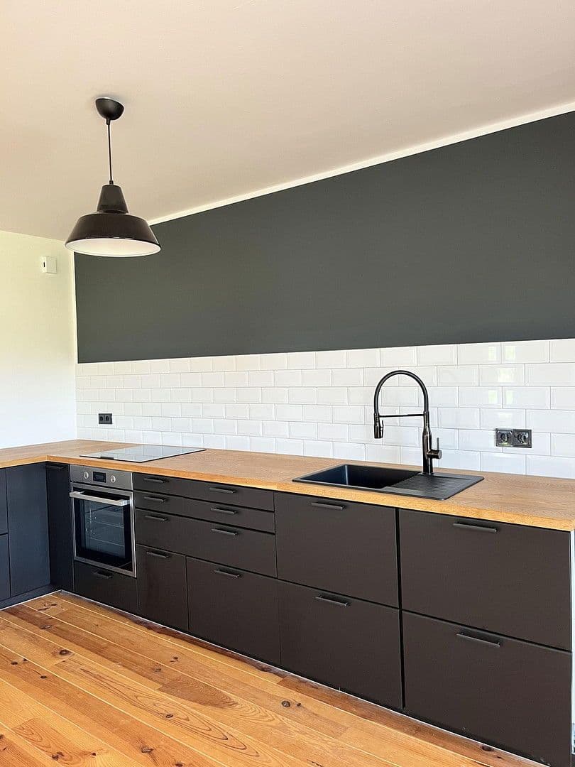 Pronájem bytu 3+1 118 m², Dorfstraße 23, Reppenstedt, Dolní Sasko Pronájem bytu 3+1 118 m², Dorfstraße 23, Reppenstedt, Dolní Sasko