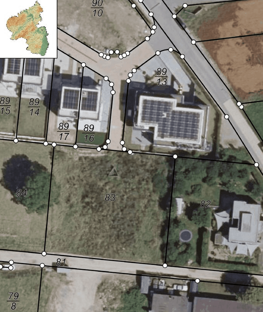 Prodej domu 141 m², pozemek 1.500 m², Hedesheimer Weg 18a, Stadecken-Elsheim, Porýní-Falc Prodej domu 141 m², pozemek 1.500 m², Hedesheimer Weg 18a, Stadecken-Elsheim, Porýní-Falc