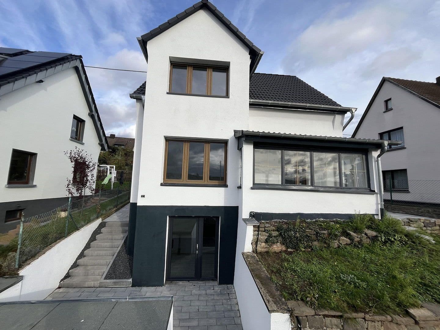 Prodej domu 127 m², pozemek 818 m², Erpel, Porýní-Falc Prodej domu 127 m², pozemek 818 m², Erpel, Porýní-Falc