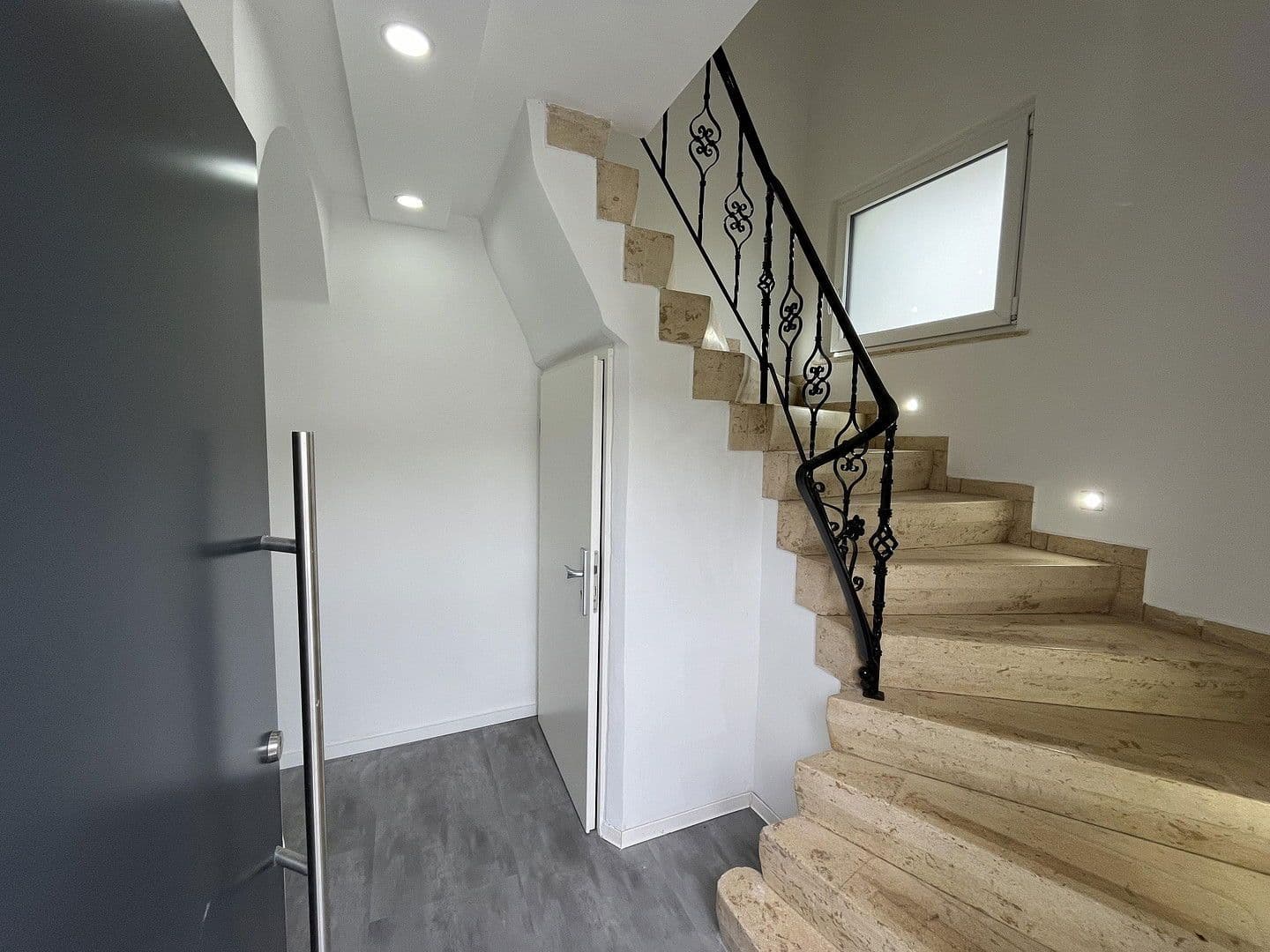 Prodej domu 127 m², pozemek 818 m², Erpel, Porýní-Falc Prodej domu 127 m², pozemek 818 m², Erpel, Porýní-Falc