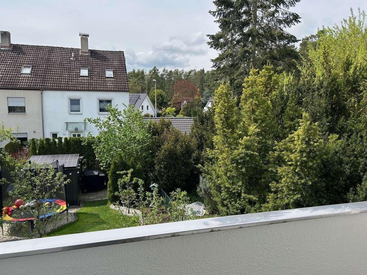 Prodej domu 137 m², pozemek 223 m², Erlangen, Bavorsko Prodej domu 137 m², pozemek 223 m², Erlangen, Bavorsko