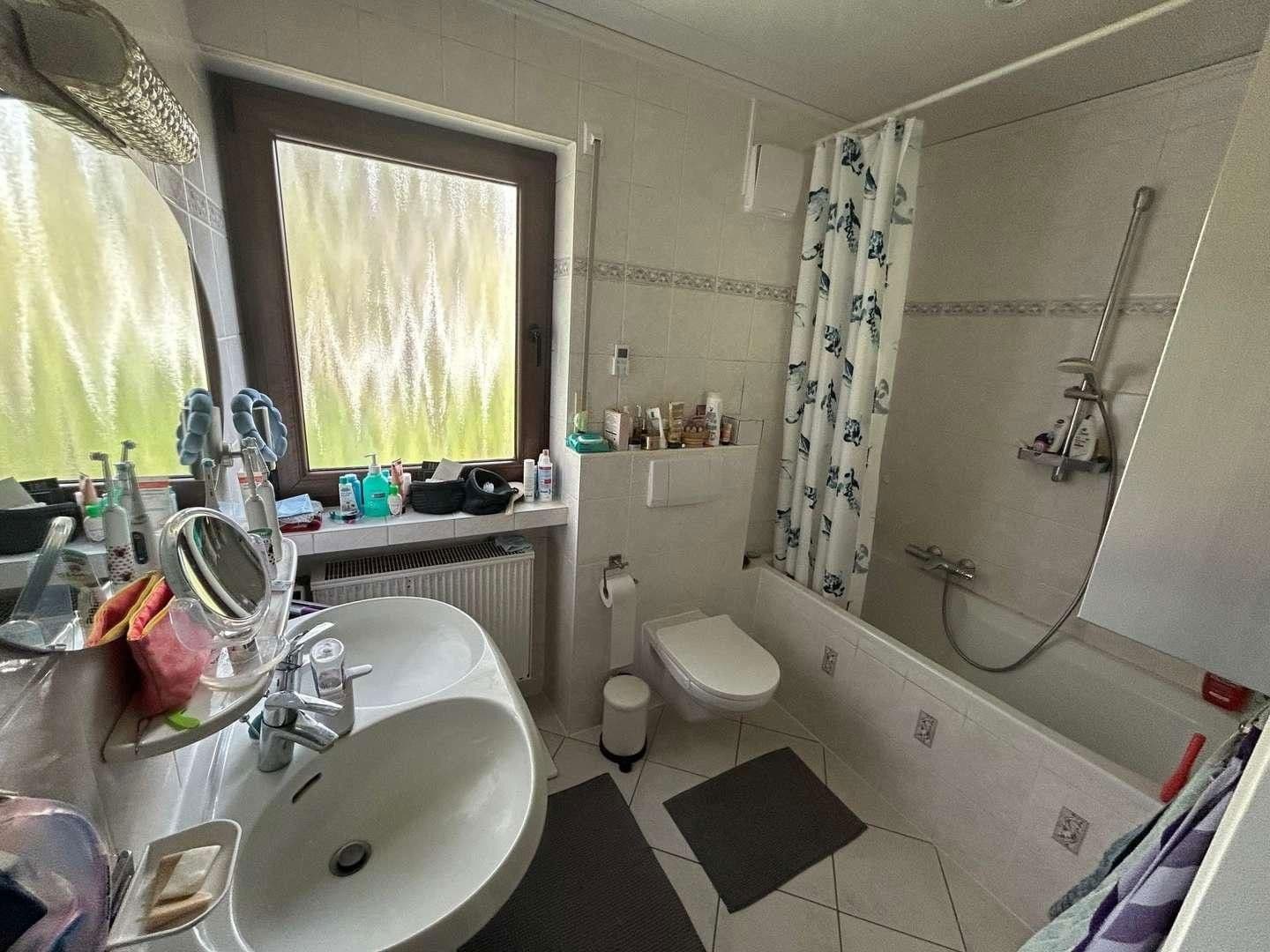 Prodej domu 137 m², pozemek 223 m², Erlangen, Bavorsko Prodej domu 137 m², pozemek 223 m², Erlangen, Bavorsko