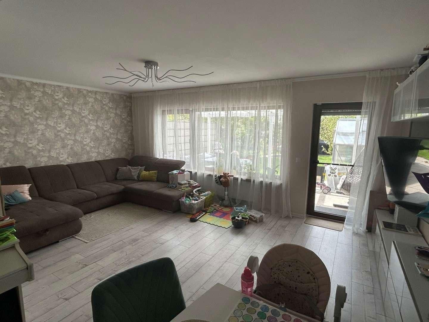 Prodej domu 137 m², pozemek 223 m², Erlangen, Bavorsko Prodej domu 137 m², pozemek 223 m², Erlangen, Bavorsko