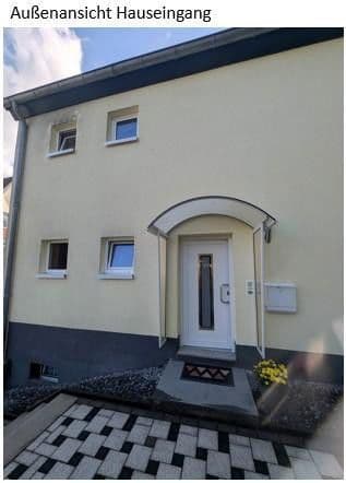 Prodej domu 98 m², pozemek 160 m², Pilghauser Straße 40, Solingen, Severní Porýní-Vestfálsko Prodej domu 98 m², pozemek 160 m², Pilghauser Straße 40, Solingen, Severní Porýní-Vestfálsko