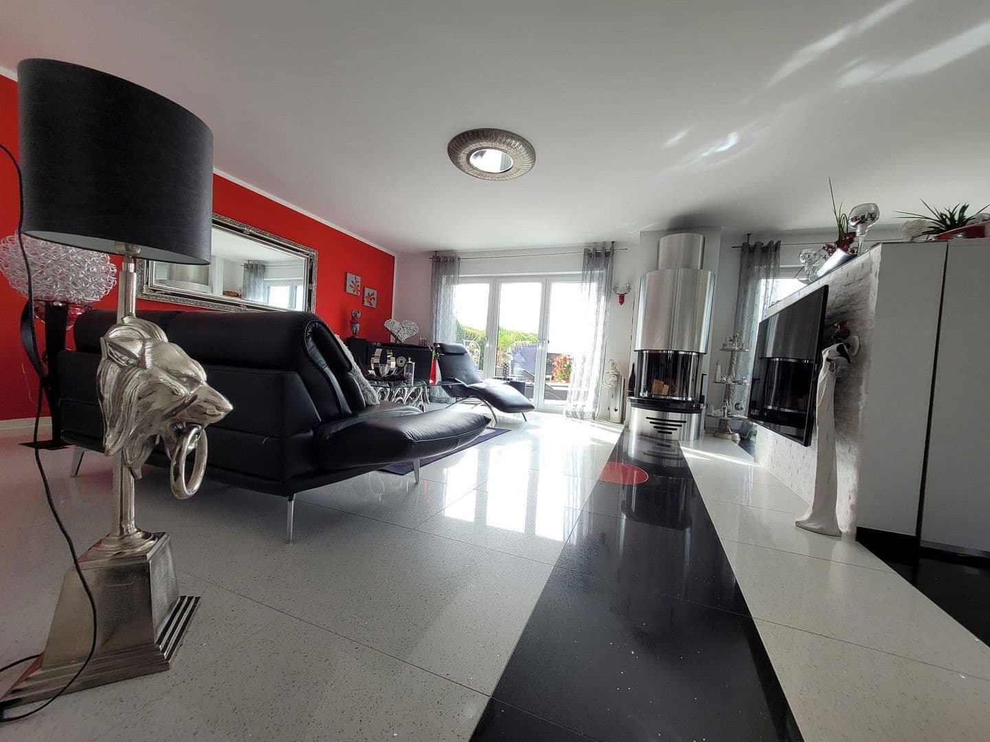 Prodej domu 173 m², pozemek 728 m², Barsinghausen, Dolní Sasko Prodej domu 173 m², pozemek 728 m², Barsinghausen, Dolní Sasko