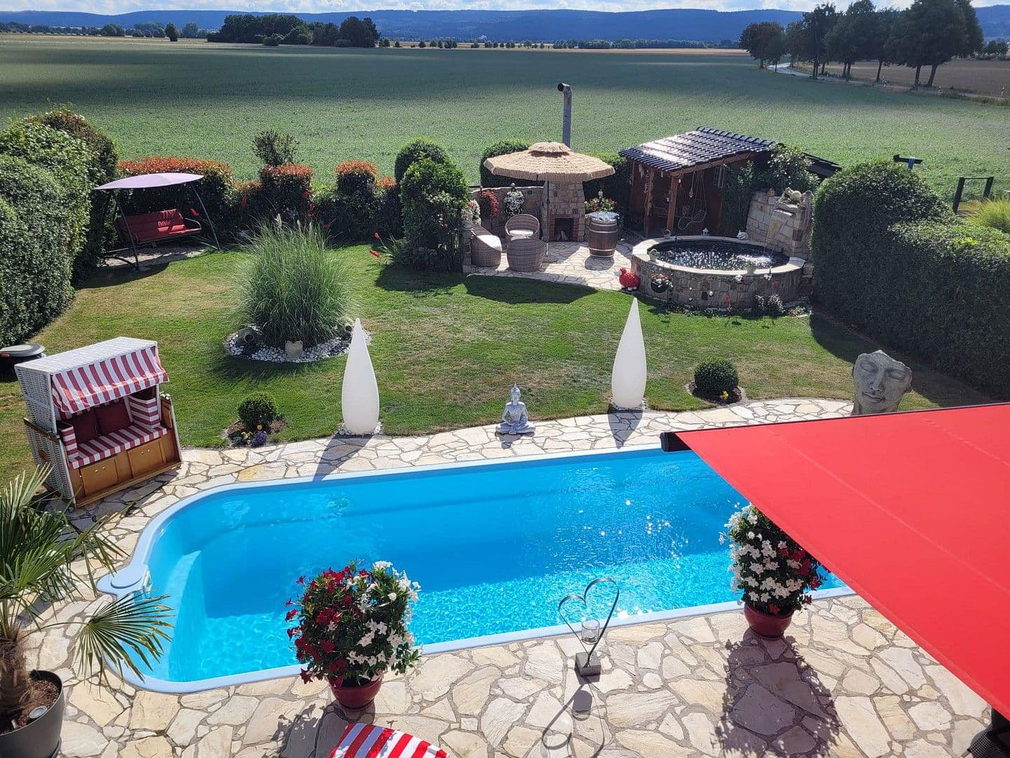 Prodej domu 173 m², pozemek 728 m², Barsinghausen, Dolní Sasko Prodej domu 173 m², pozemek 728 m², Barsinghausen, Dolní Sasko