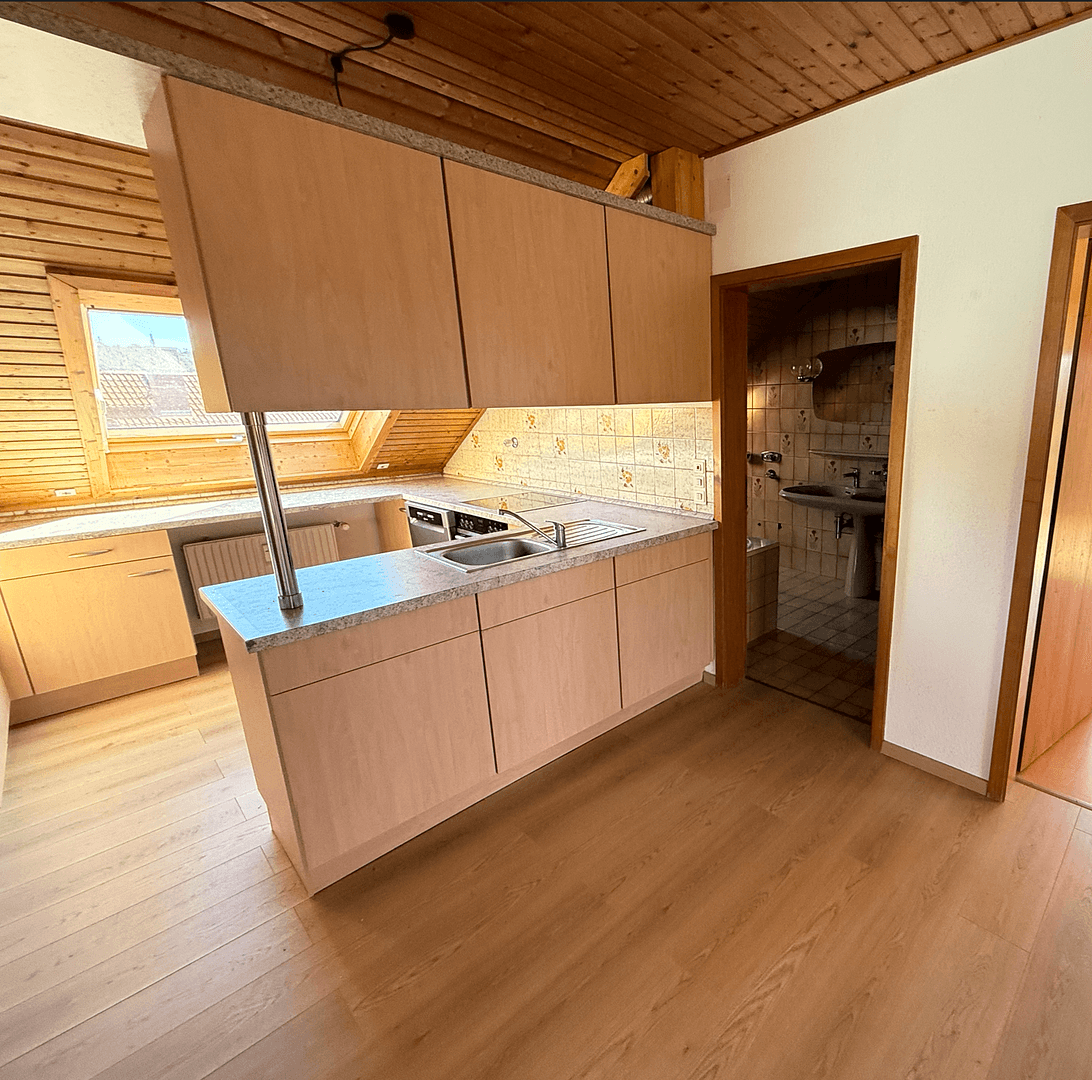 Pronájem bytu 3+1 97 m², Edmund Merz Strasse 11, Glattbach, Bavorsko Pronájem bytu 3+1 97 m², Edmund Merz Strasse 11, Glattbach, Bavorsko