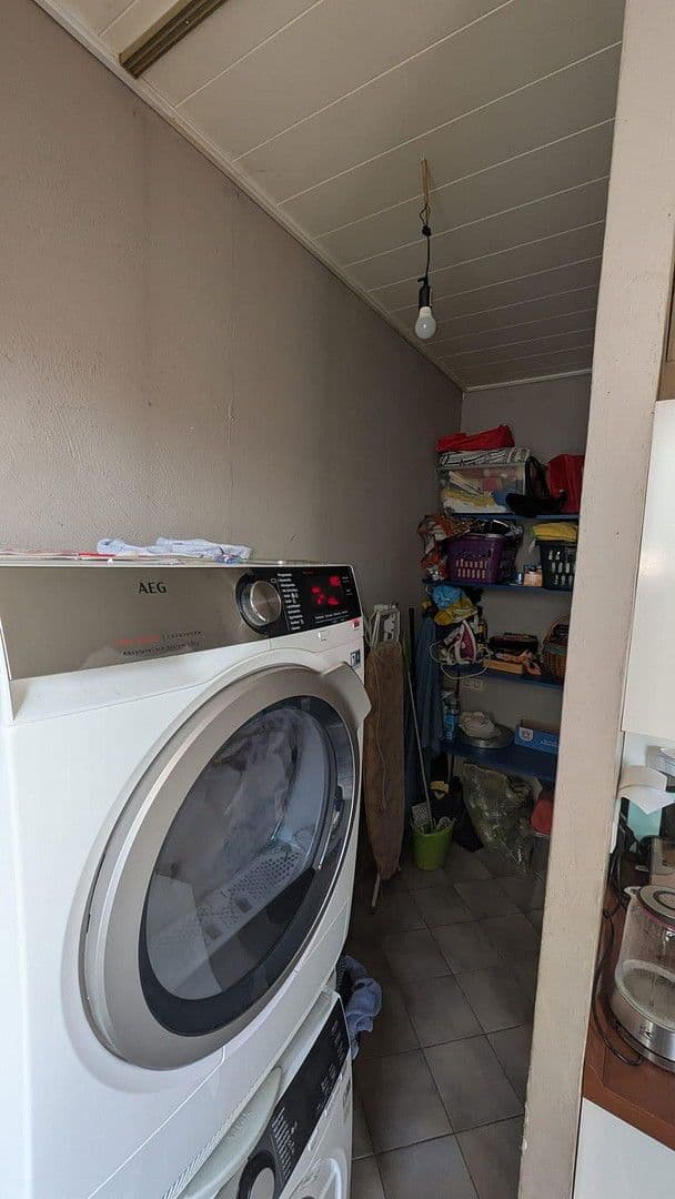 Pronájem bytu 3+1 126 m², Bahnhofstraße 6, Grünstadt, Porýní-Falc Pronájem bytu 3+1 126 m², Bahnhofstraße 6, Grünstadt, Porýní-Falc