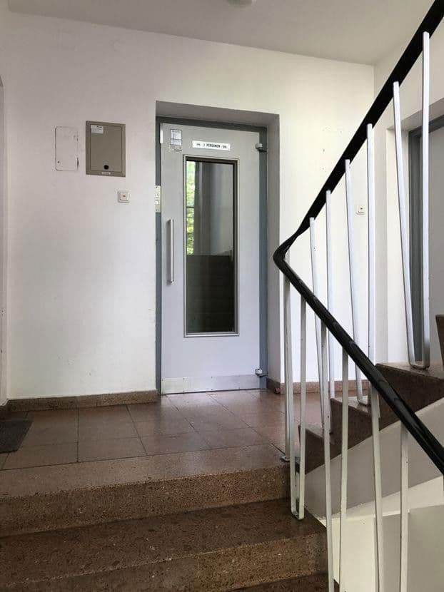 Pronájem bytu 1+1 14 m², Gräfelfing, Bavorsko Pronájem bytu 1+1 14 m², Gräfelfing, Bavorsko