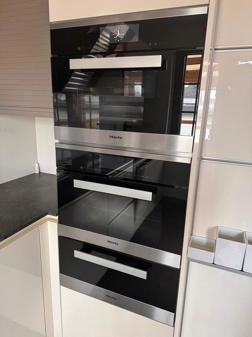 Prodej domu 196 m², pozemek 1.200 m², Lübser Landstraße 20, Mönkebude, Mecklenburg-Vorpommern Prodej domu 196 m², pozemek 1.200 m², Lübser Landstraße 20, Mönkebude, Mecklenburg-Vorpommern