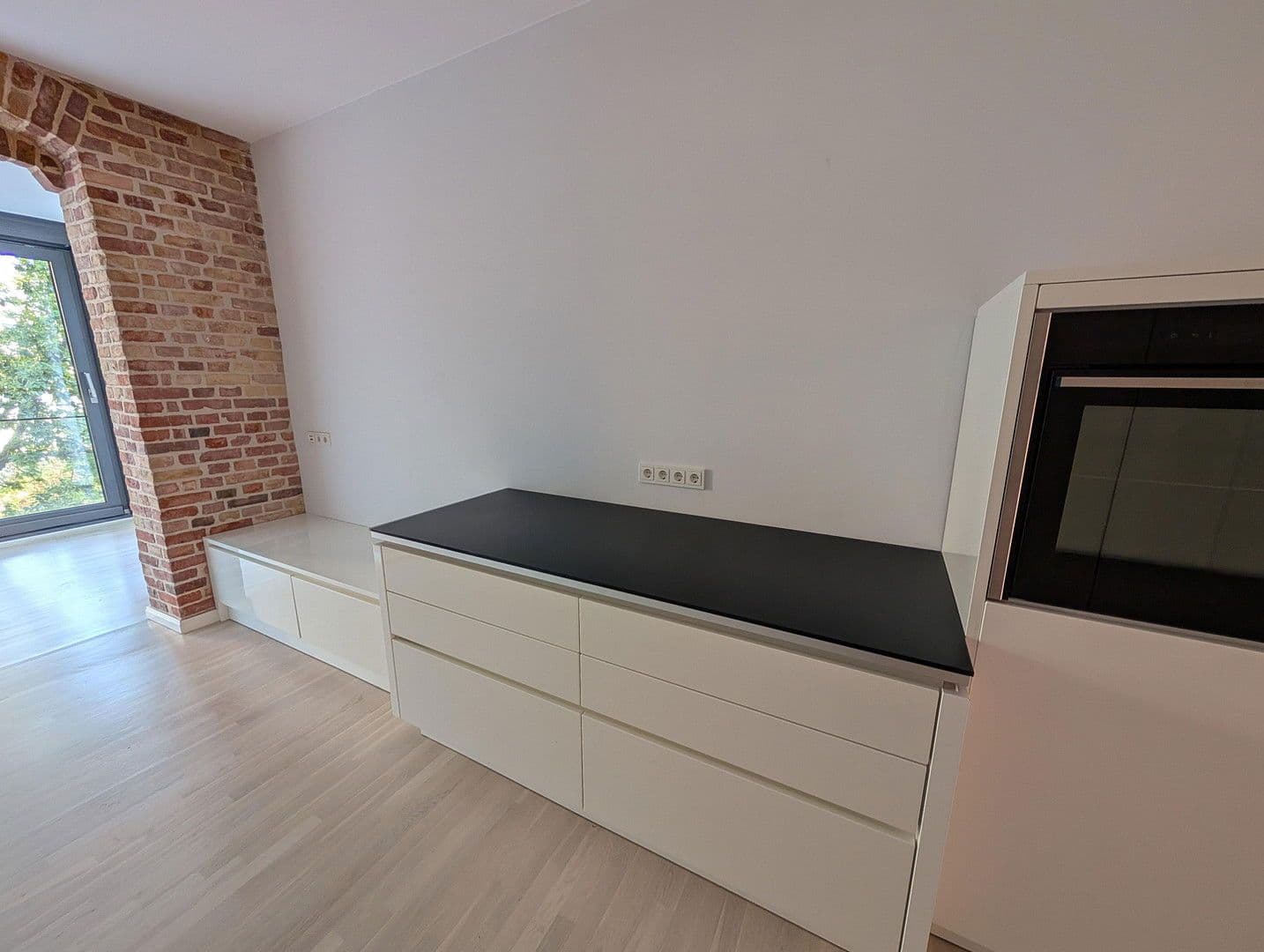 Prodej bytu 4+1 158 m², Almstadtstraße, Berlin, Berlín Prodej bytu 4+1 158 m², Almstadtstraße, Berlin, Berlín