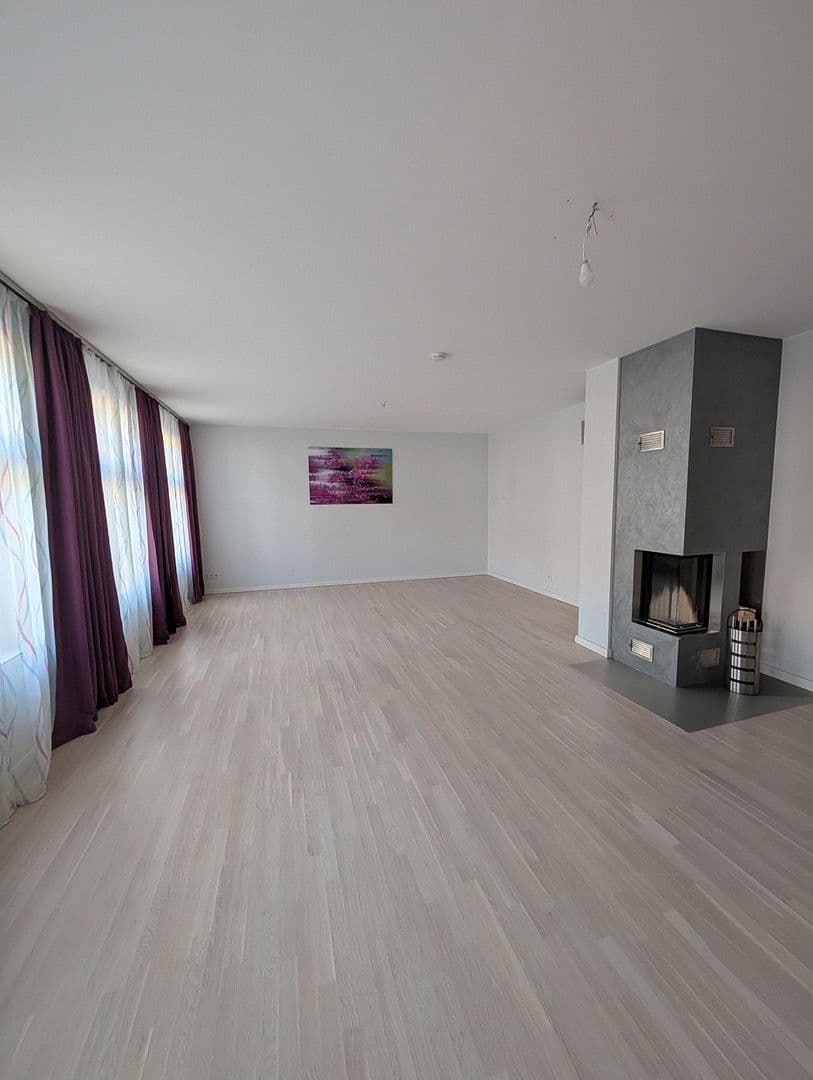 Prodej bytu 4+1 158 m², Almstadtstraße, Berlin, Berlín Prodej bytu 4+1 158 m², Almstadtstraße, Berlin, Berlín