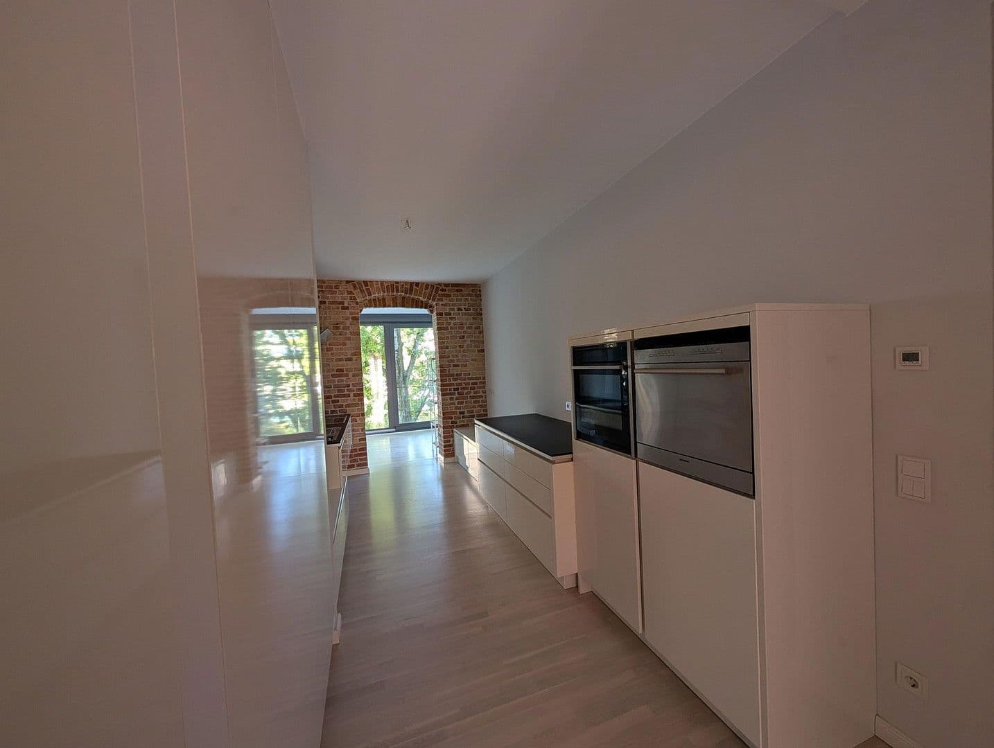 Prodej bytu 4+1 158 m², Almstadtstraße, Berlin, Berlín Prodej bytu 4+1 158 m², Almstadtstraße, Berlin, Berlín