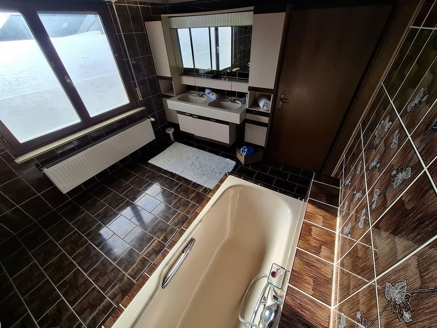 Pronájem domu 140 m², pozemek 550 m², Niederburg, Porýní-Falc Pronájem domu 140 m², pozemek 550 m², Niederburg, Porýní-Falc