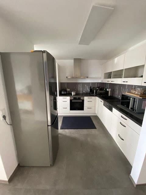 Pronájem bytu 3+1 94 m², Bergstrasse 9, Laufenburg (Baden), Bádensko-Württembersko Pronájem bytu 3+1 94 m², Bergstrasse 9, Laufenburg (Baden), Bádensko-Württembersko