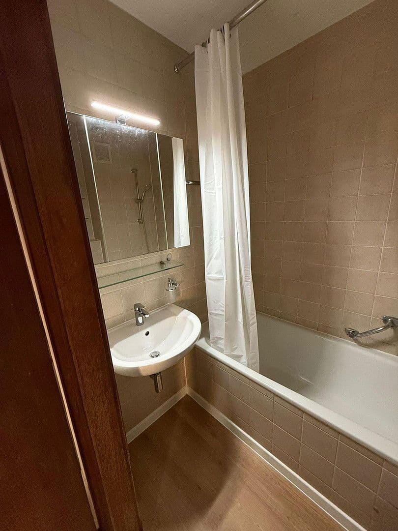 Pronájem bytu 1+1 23 m², Erlangen, Bavorsko Pronájem bytu 1+1 23 m², Erlangen, Bavorsko